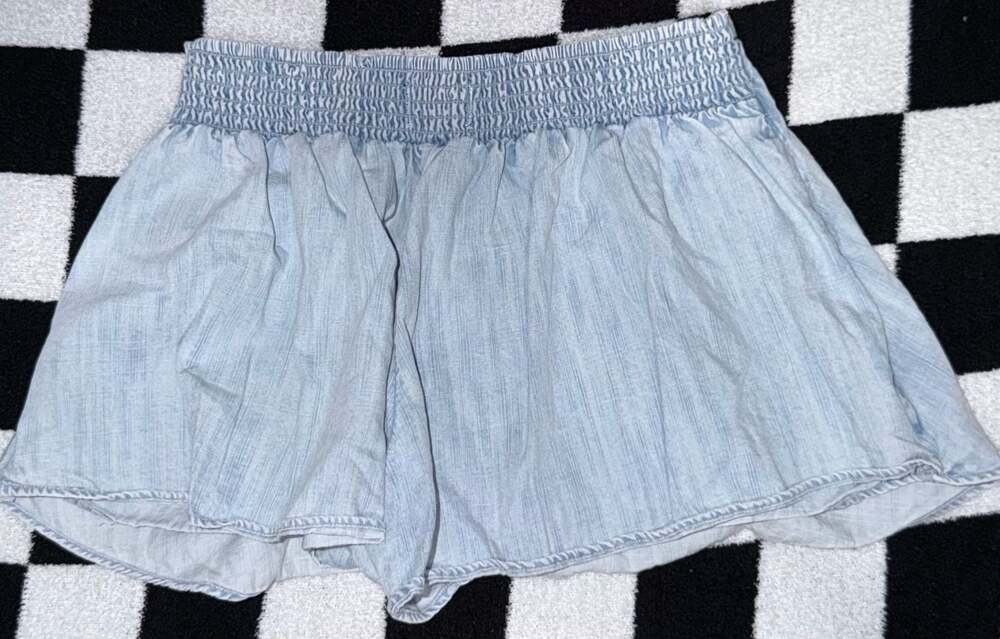 We The Free Get Free Chambray Pull-On Shorts